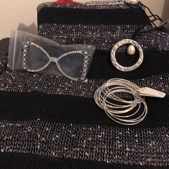 Bundle!!!! - Picture 1 of 2